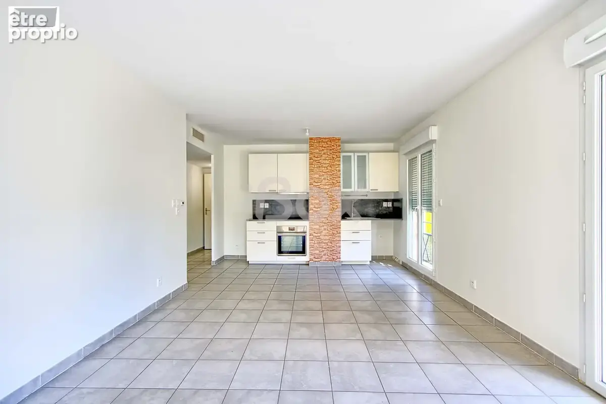 TOULON Est, T3 de 60.50m2 avec garage sous-sol. - photo 3