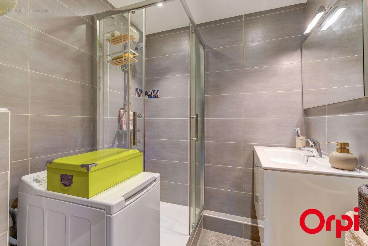 Appartement à CALUIRE-ET-CUIRE