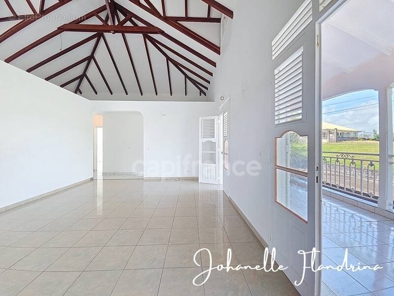 Maison à SAINTE-ANNE