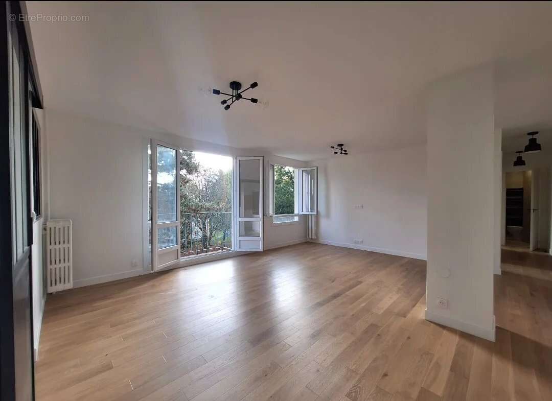 Appartement à RUEIL-MALMAISON