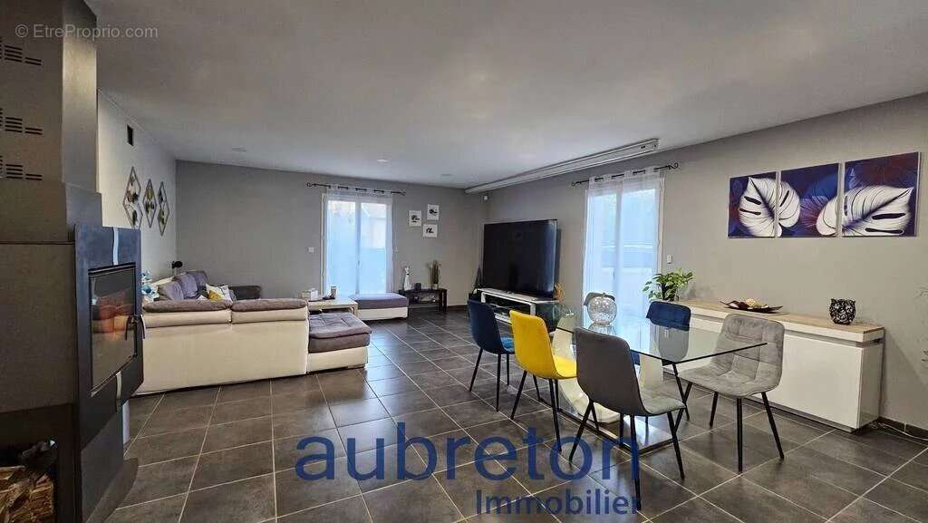 Maison à MARCILLOLES