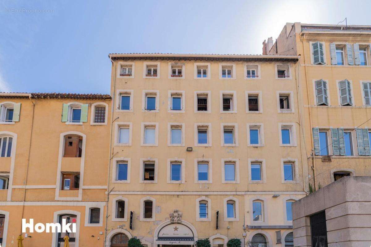 Appartement à MARSEILLE-1E