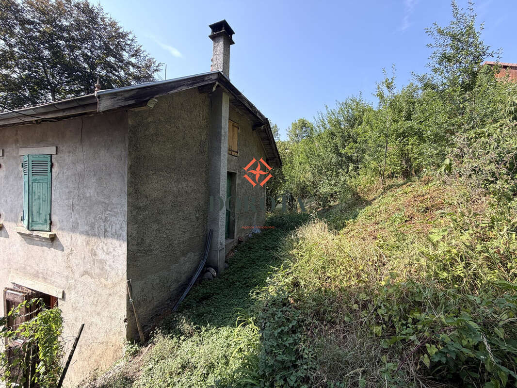 Maison 87 m² à La Combe-De-Lancey  - photo 5