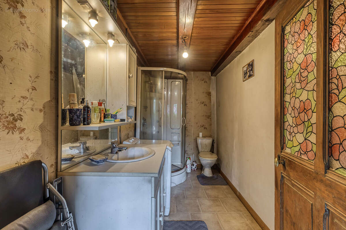 Maison à ENTREVERNES