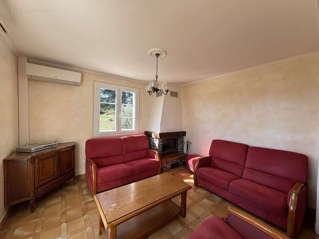 Maison à COUX