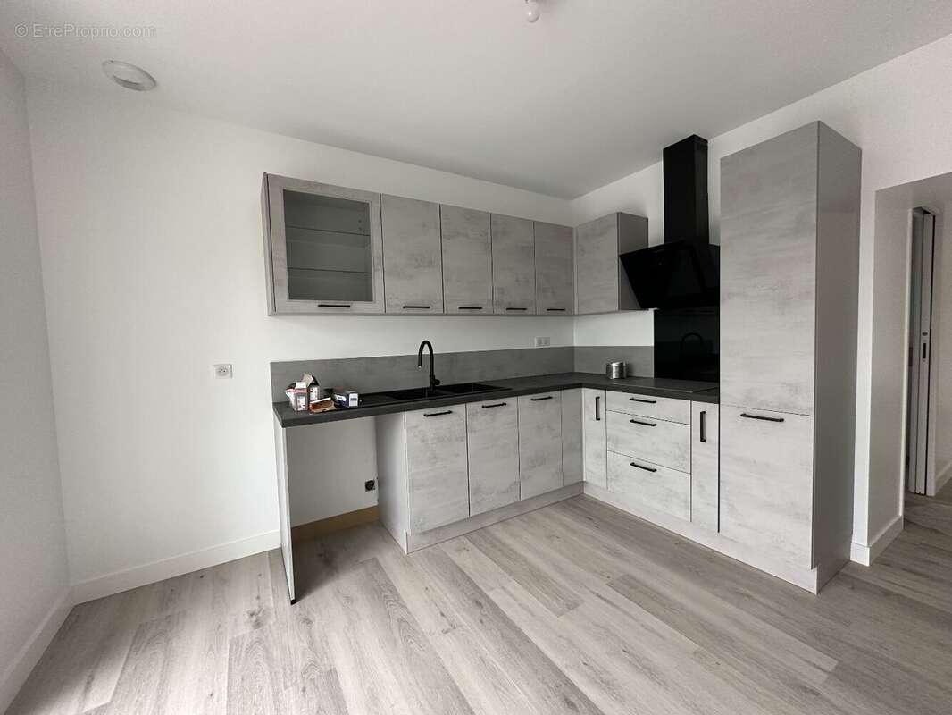 Maison à SAINT-YRIEIX-LA-PERCHE