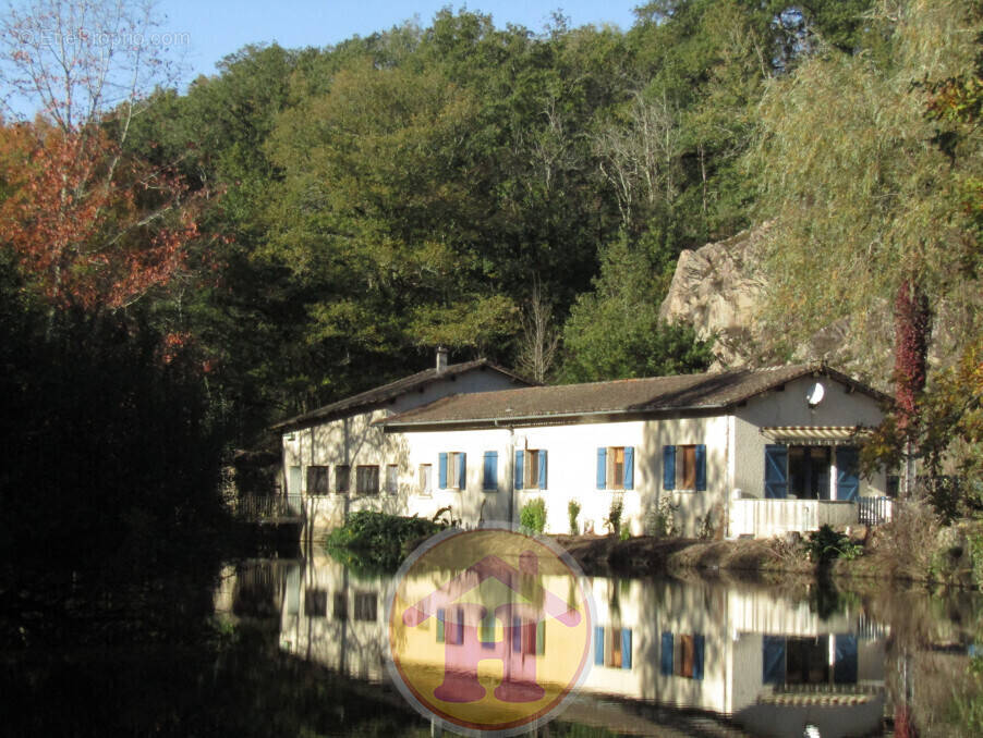 Maison à SAINT-AUVENT