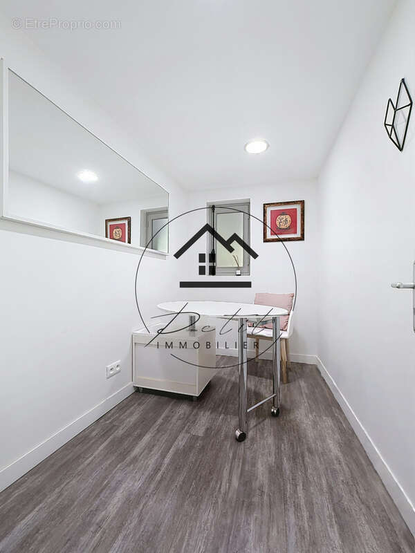 Commerce à CHANTILLY