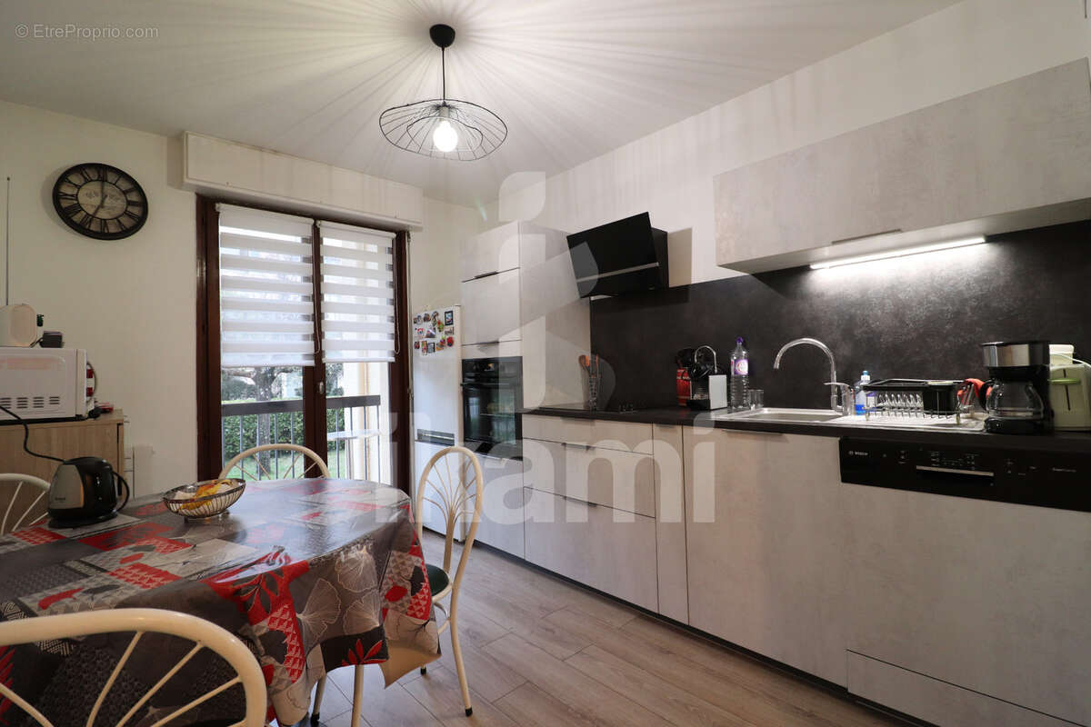 Appartement à ROUSSILLON