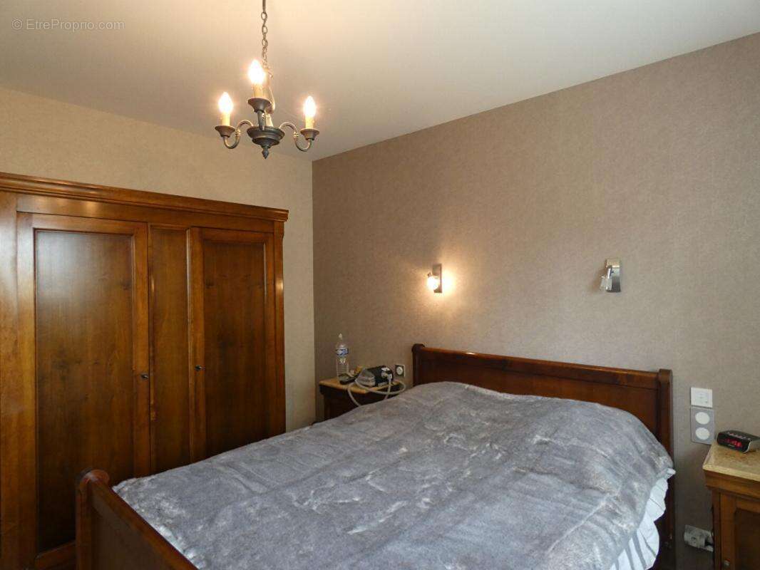 Maison à MINIAC-MORVAN