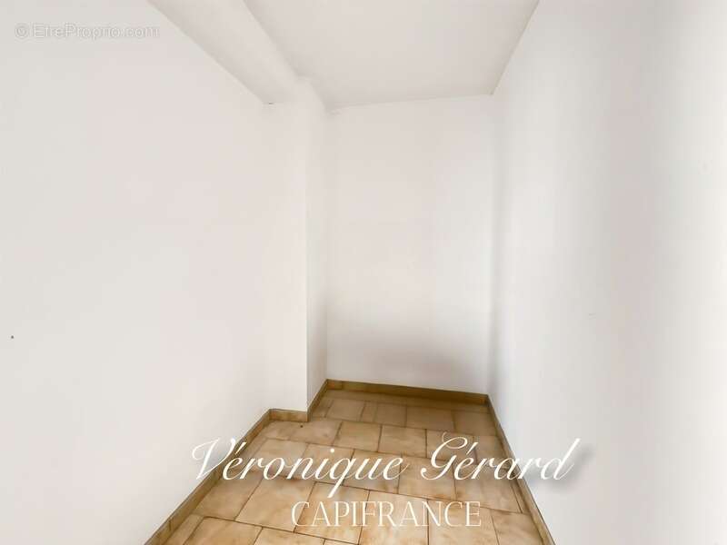 Commerce à LIBOURNE