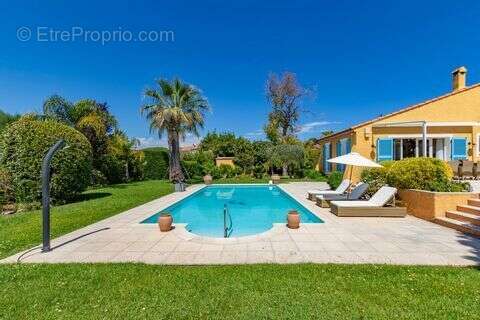 Maison à ANTIBES