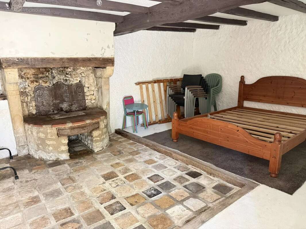 Maison en pierre avec 2 chambres et salle de douche au rez de chaussée - photo 13