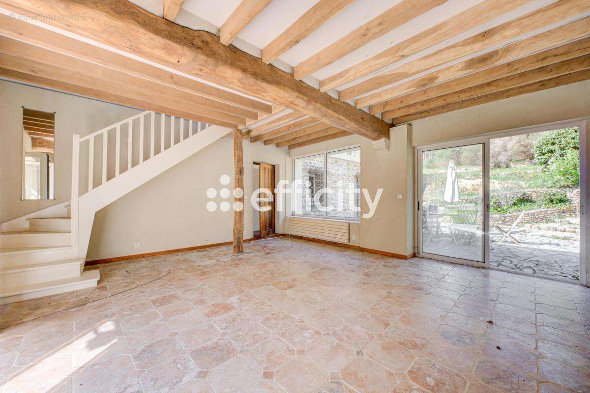 Maison 420 m² à La Boissiere-Ecole  - photo 21