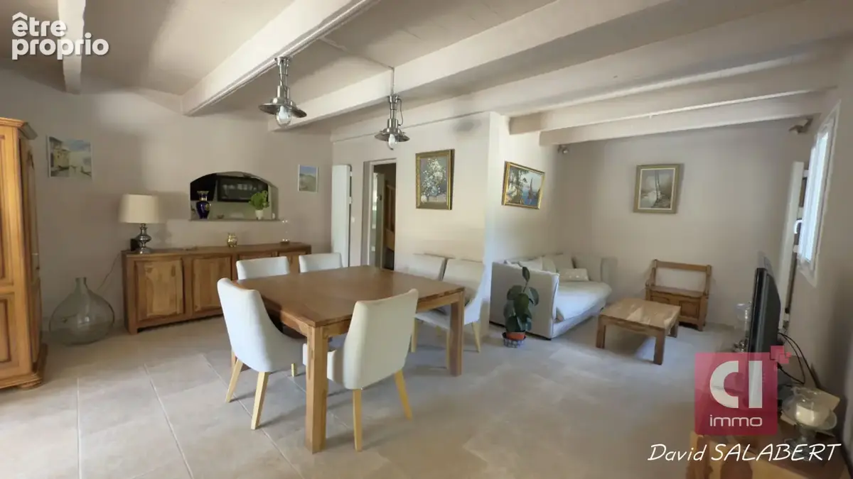 Villa à vendre à Garéoult avec piscine et appartement indépendant - photo 3