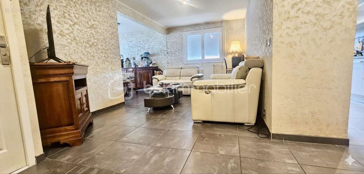 Appartement à SASSENAGE