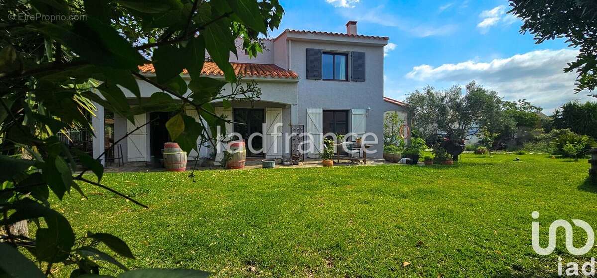 Photo 2 - Maison à TOULOUGES