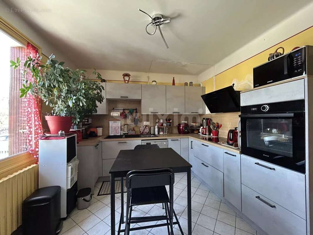 Maison à LONS-LE-SAUNIER