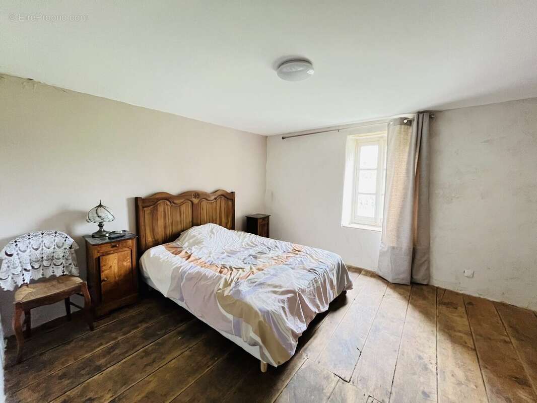 Maison à MARCILLAT-EN-COMBRAILLE