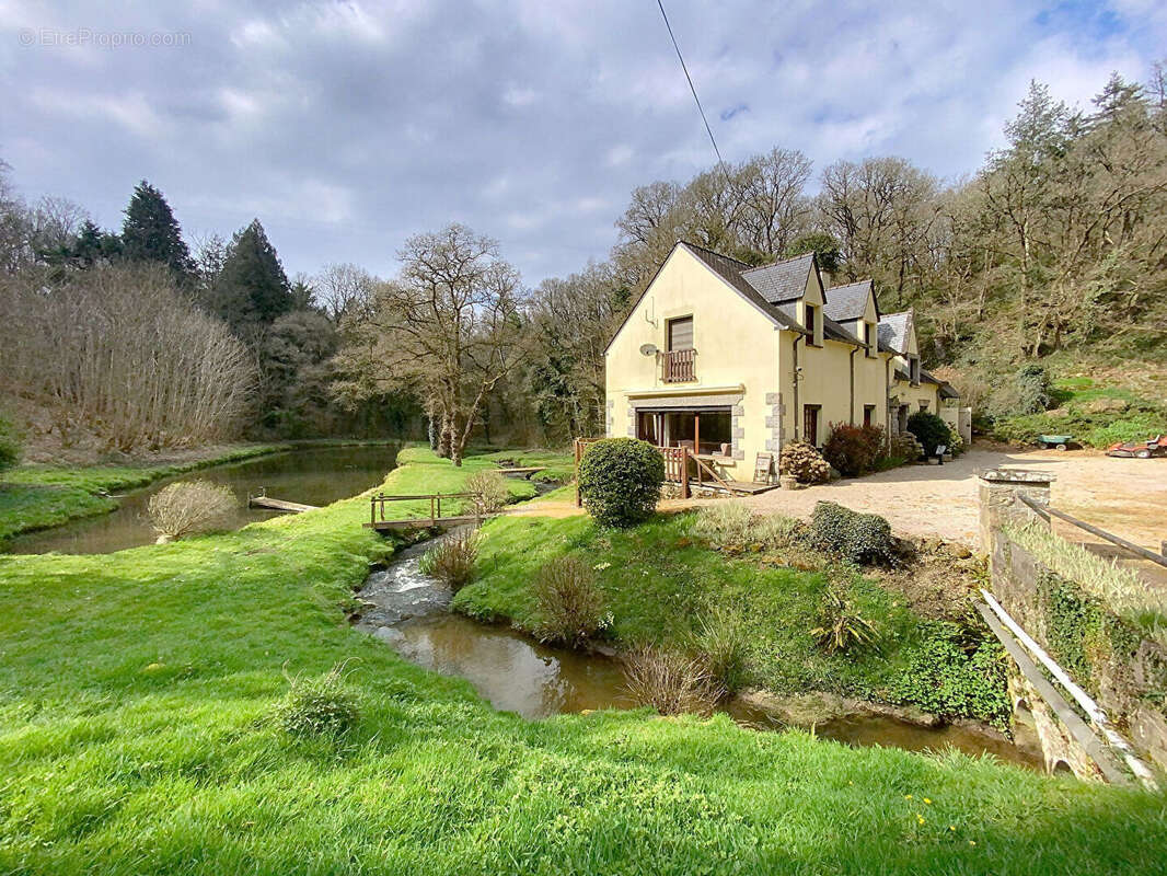 Maison à PLOREC-SUR-ARGUENON