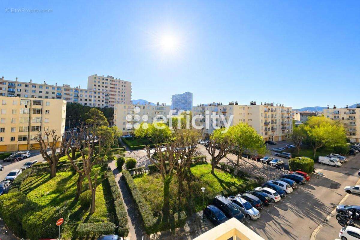 Appartement à MARSEILLE-8E