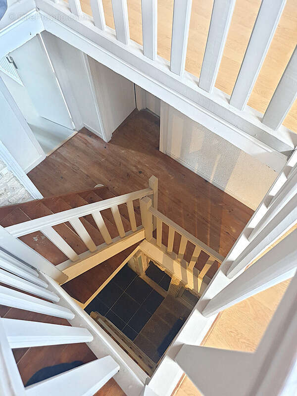 Maison de ville 5 chambres – 132 m² – 6 pièces-Tout à pied à BarbezieuxBARBEZIEUX SAINT HILAIRE (16) - photo 13