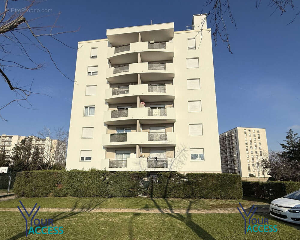 Appartement à VENISSIEUX