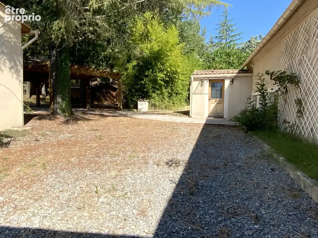 Propriété de 380 m2 avec vue panoramique sur les montagnes. - photo 20