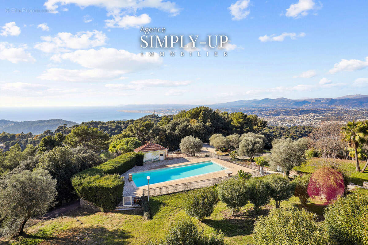 Maison à VILLEFRANCHE-SUR-MER