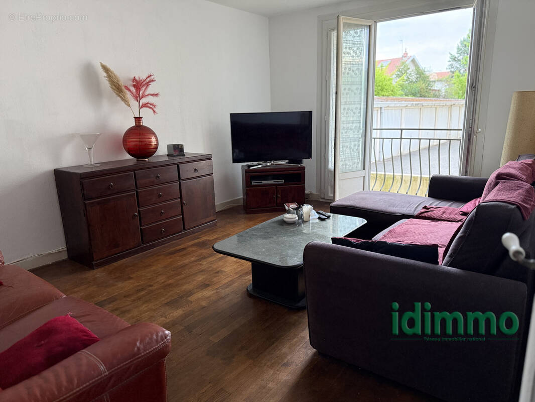 Appartement à LYON-8E