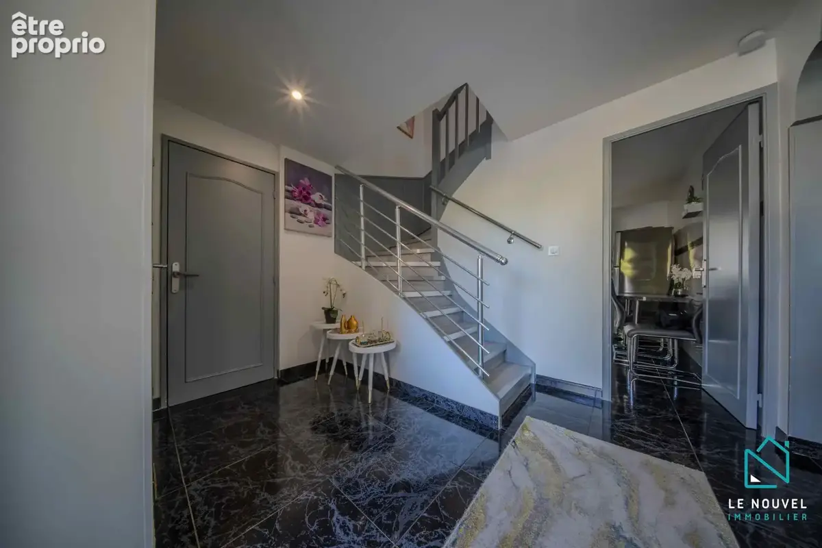 Maison accolée de 99m2 habitables + véranda dans secteur résidentiel ILLZACH - photo 6