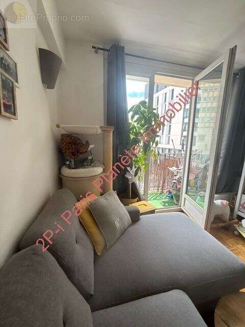 Appartement à PARIS-15E