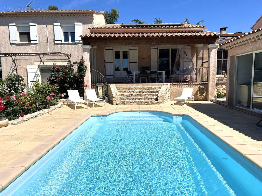 Maison à VILLENEUVE-LES-AVIGNON