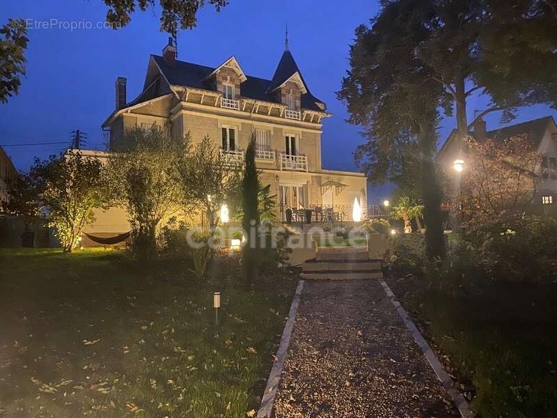 Maison à BEAUMONT-SUR-OISE