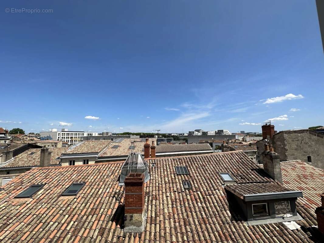 Appartement à BORDEAUX