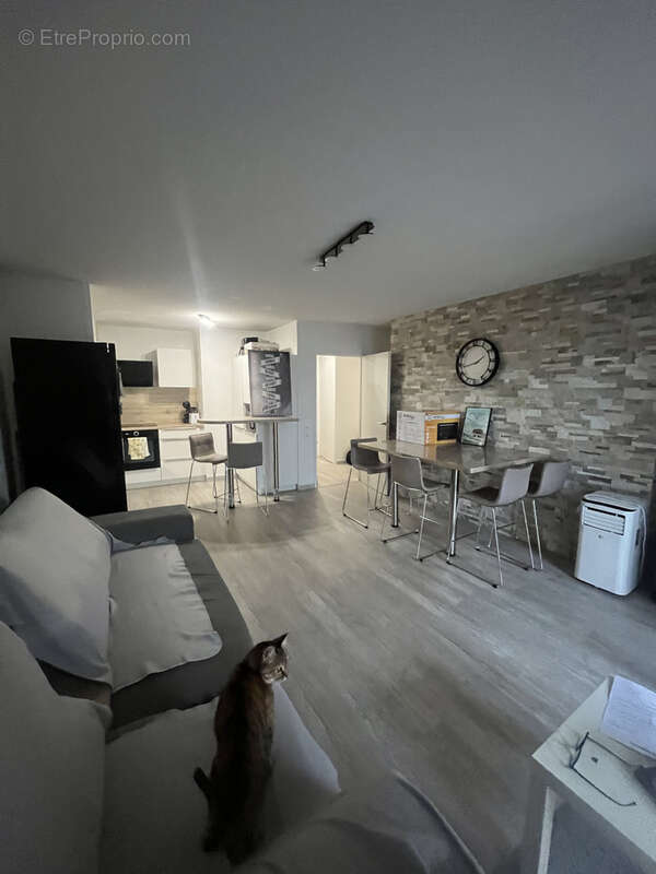 T4 avec balcon - photo 2
