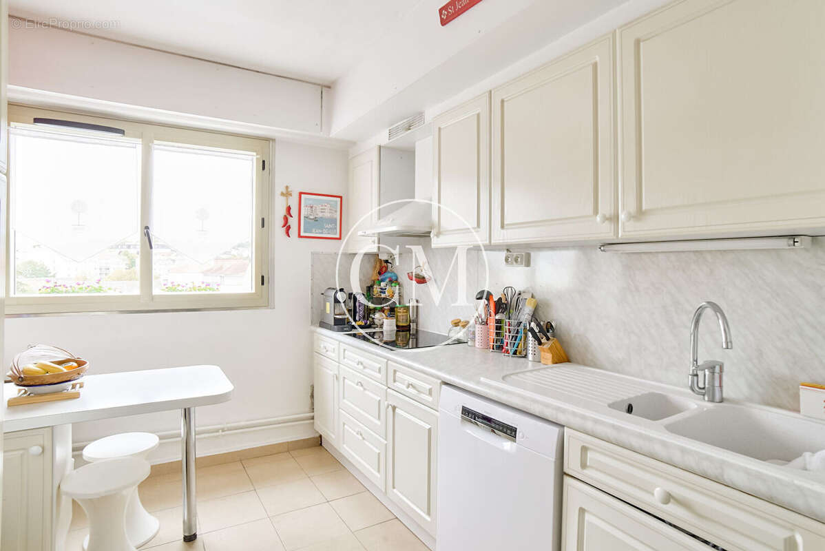 Appartement à VERSAILLES