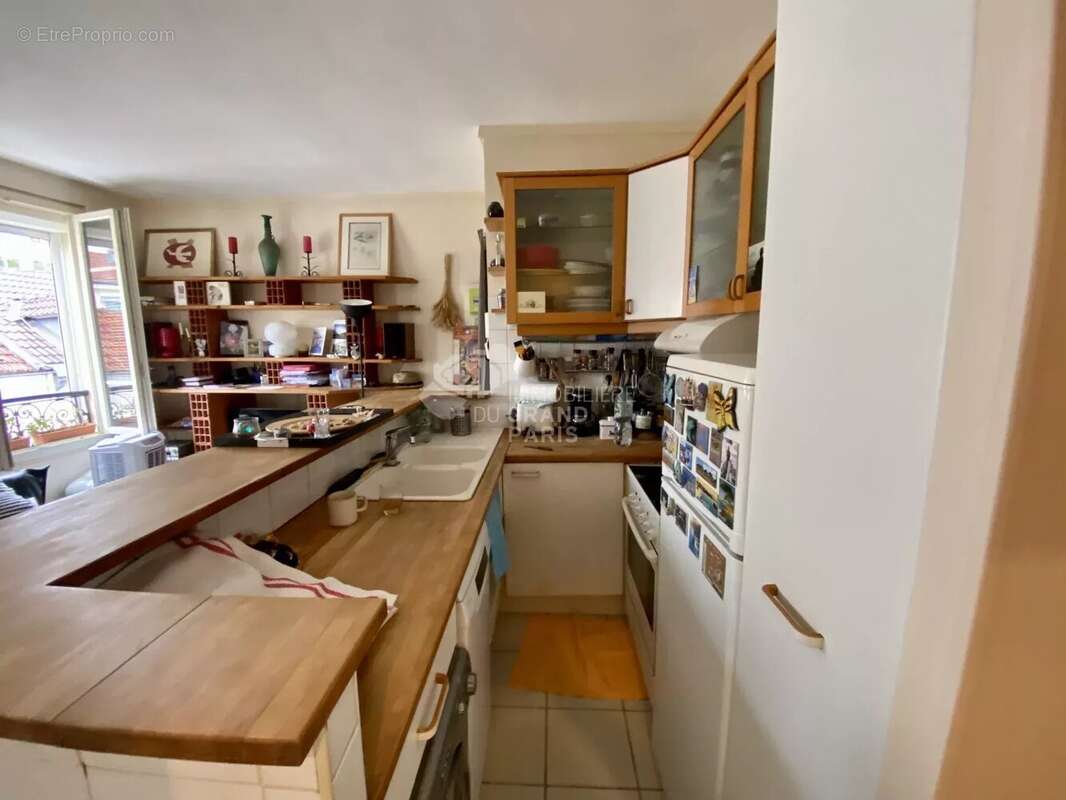 Appartement à NEUILLY-SUR-SEINE