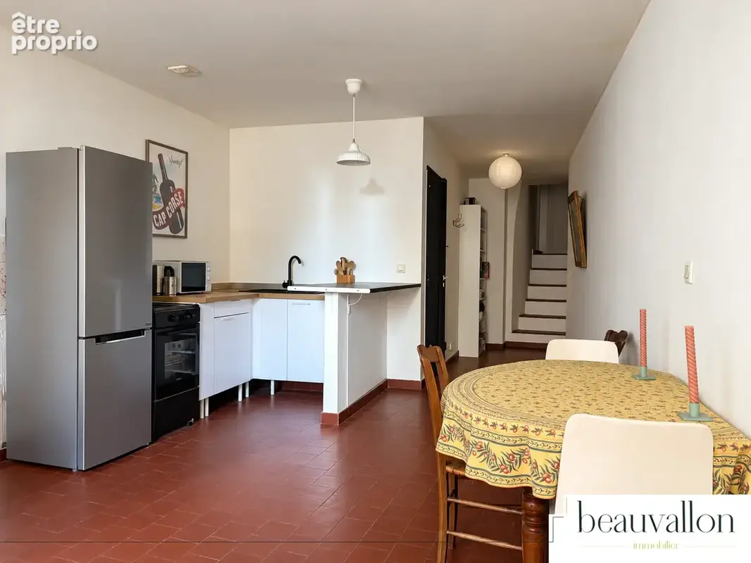 Vente T3 78m2 Marseille 13001 Belsunce - photo 5