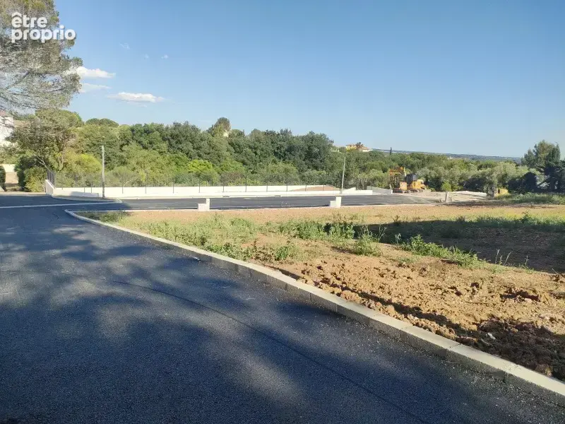 Terrain à MUS