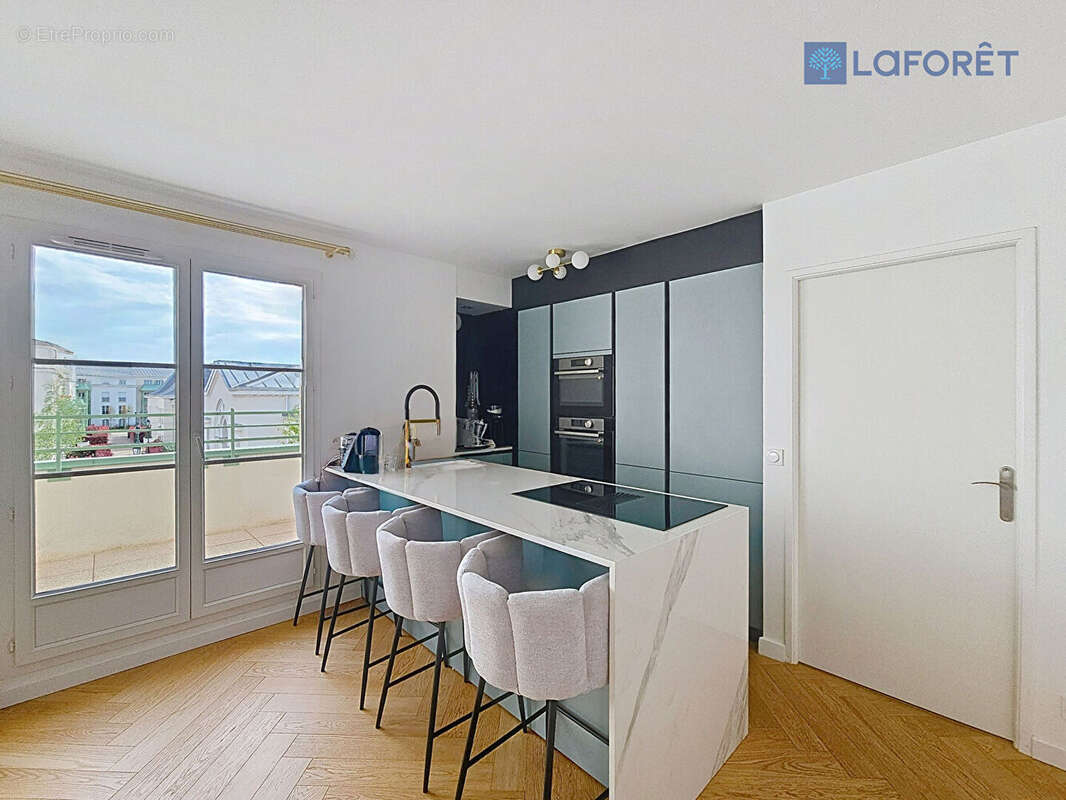 Appartement à SERRIS