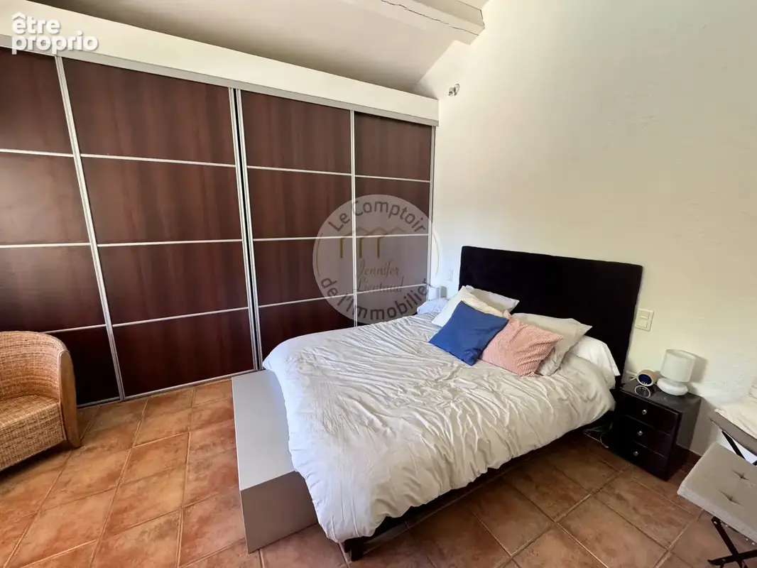 Rare à la vente   saint-julien   maison de 192 m2 sur 1 000 m2 de terrain avec piscine, t2 indépendant - photo 10
