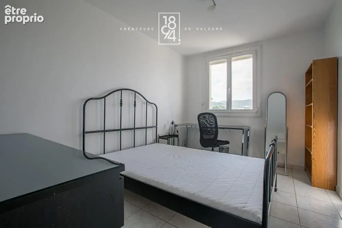 Appartement T3 à vendre Marseille 9e (13009)  64 m²  Balcon vue panoramique parking - photo 8