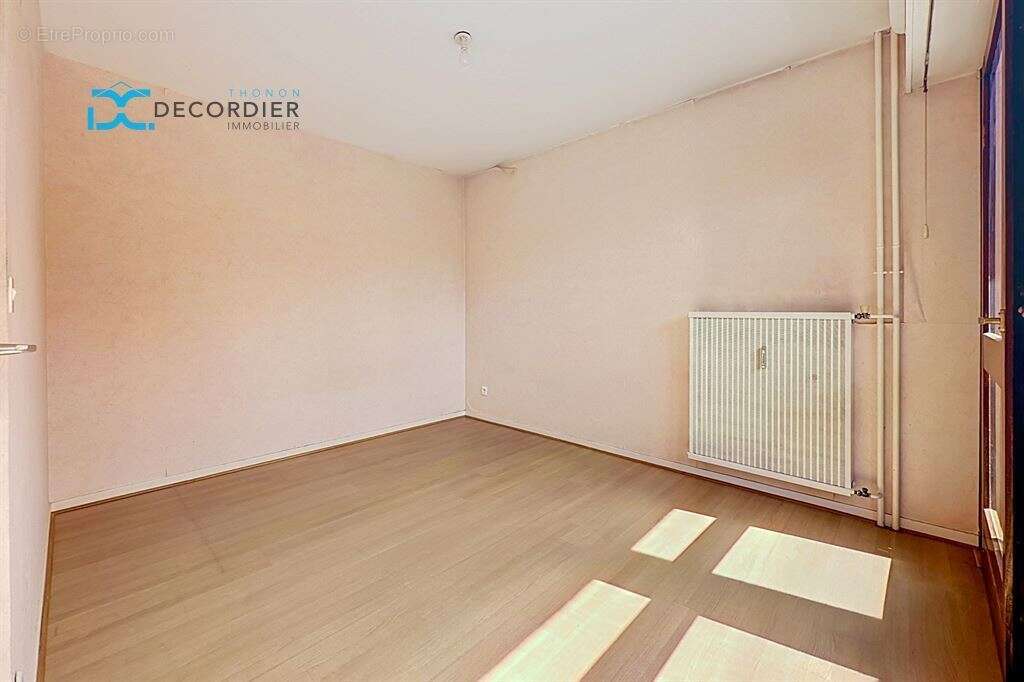 Appartement T2 de 43 m² à rénover - photo 10