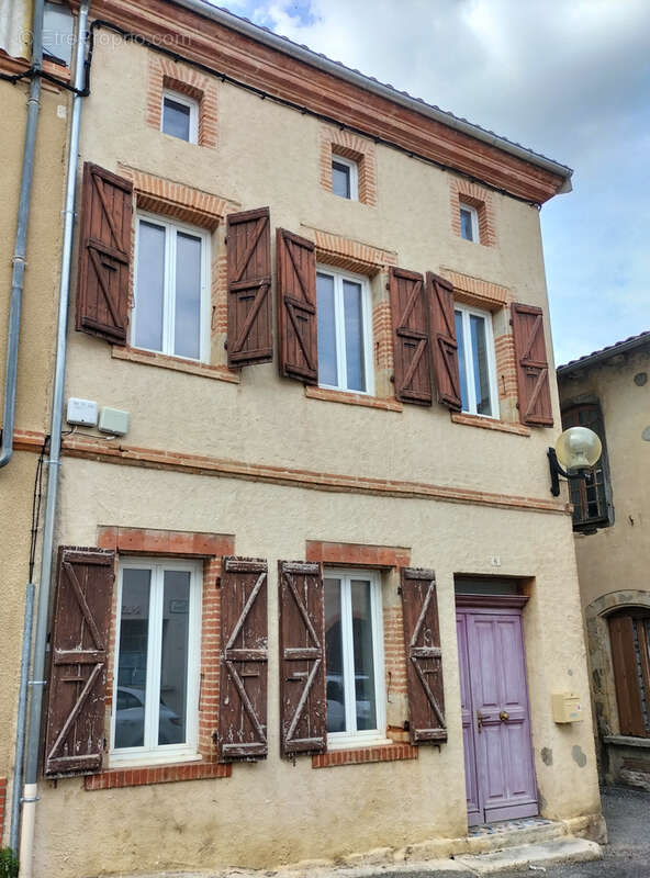 Maison à SARAMON