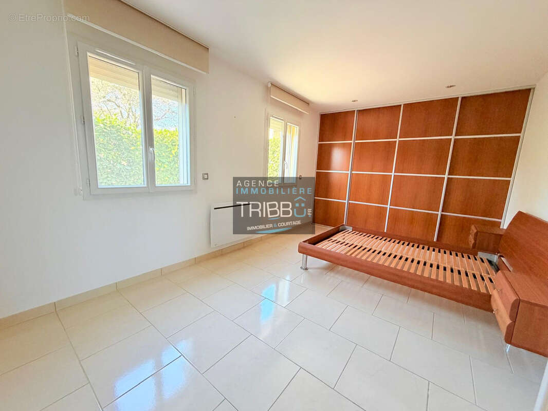 Maison à CASTELNOU