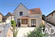Photo 1 - Maison à LEUDEVILLE