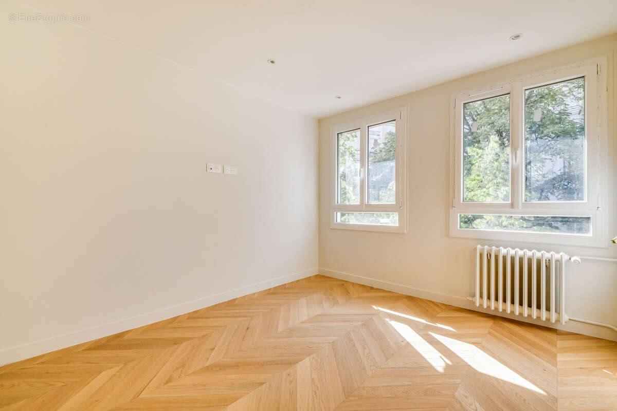 2 pieces en etage élevé exposé plein ouest - photo 8