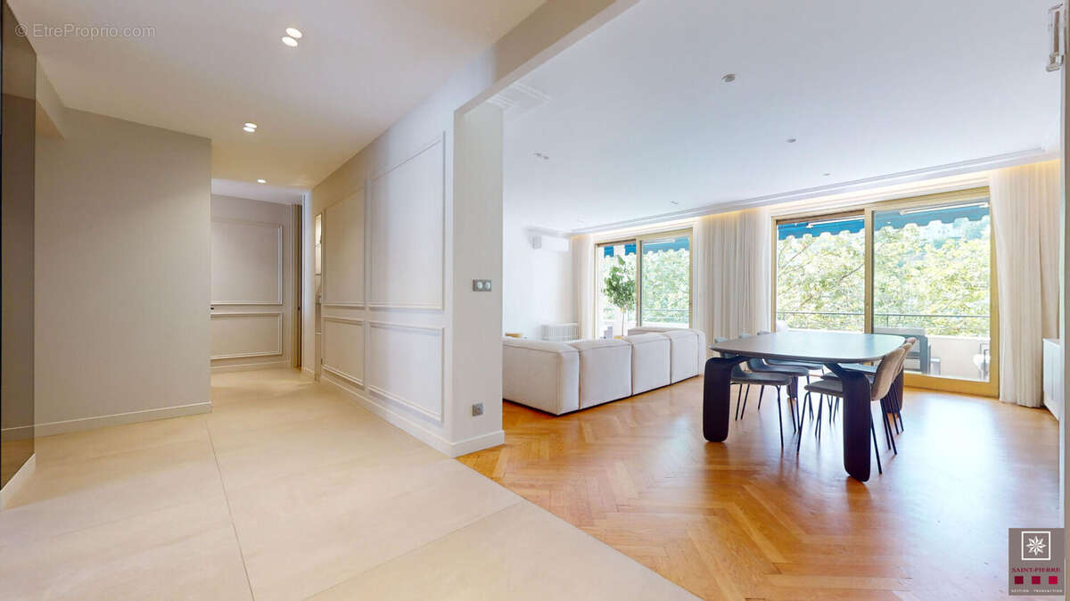 Appartement à LYON-6E