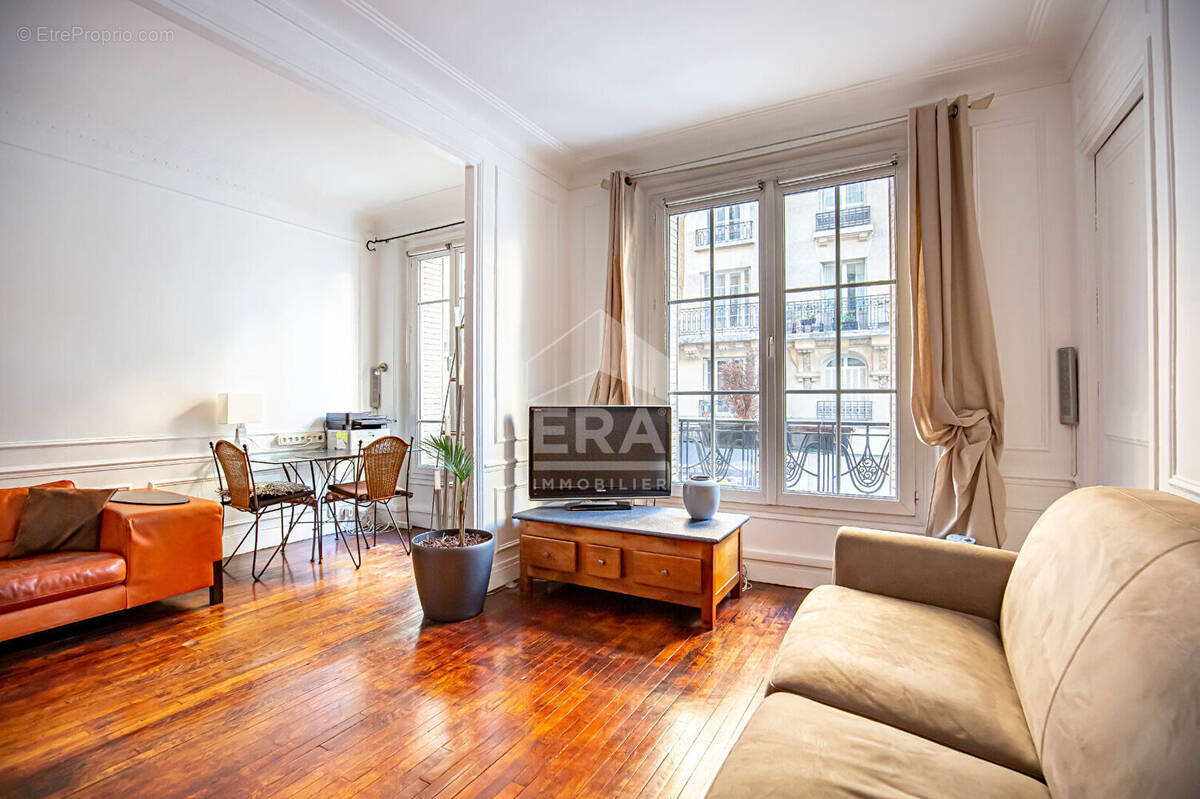 Appartement à PARIS-12E